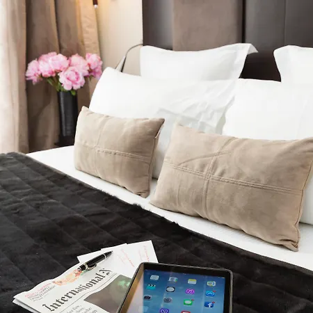 Elysées Bassano Hotel Parigi
