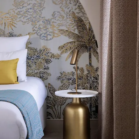 Hotel Elysées Bassano 4*