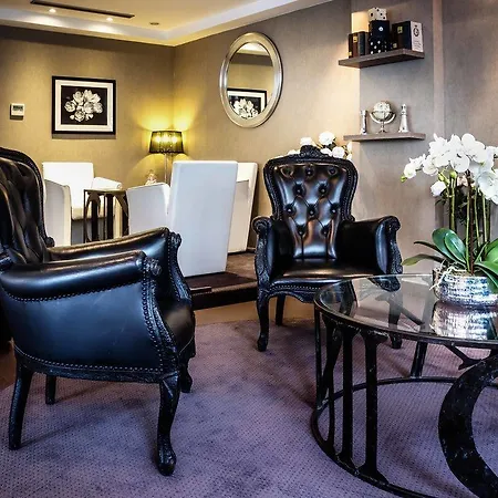 Hotel Elysées Bassano 4*