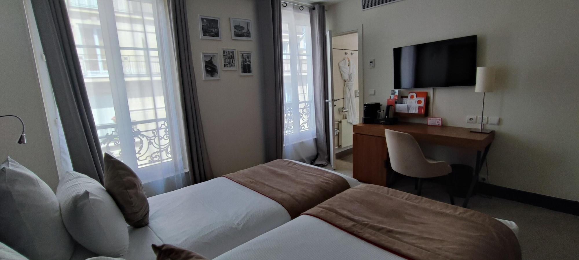 Elysees Bassano Paris