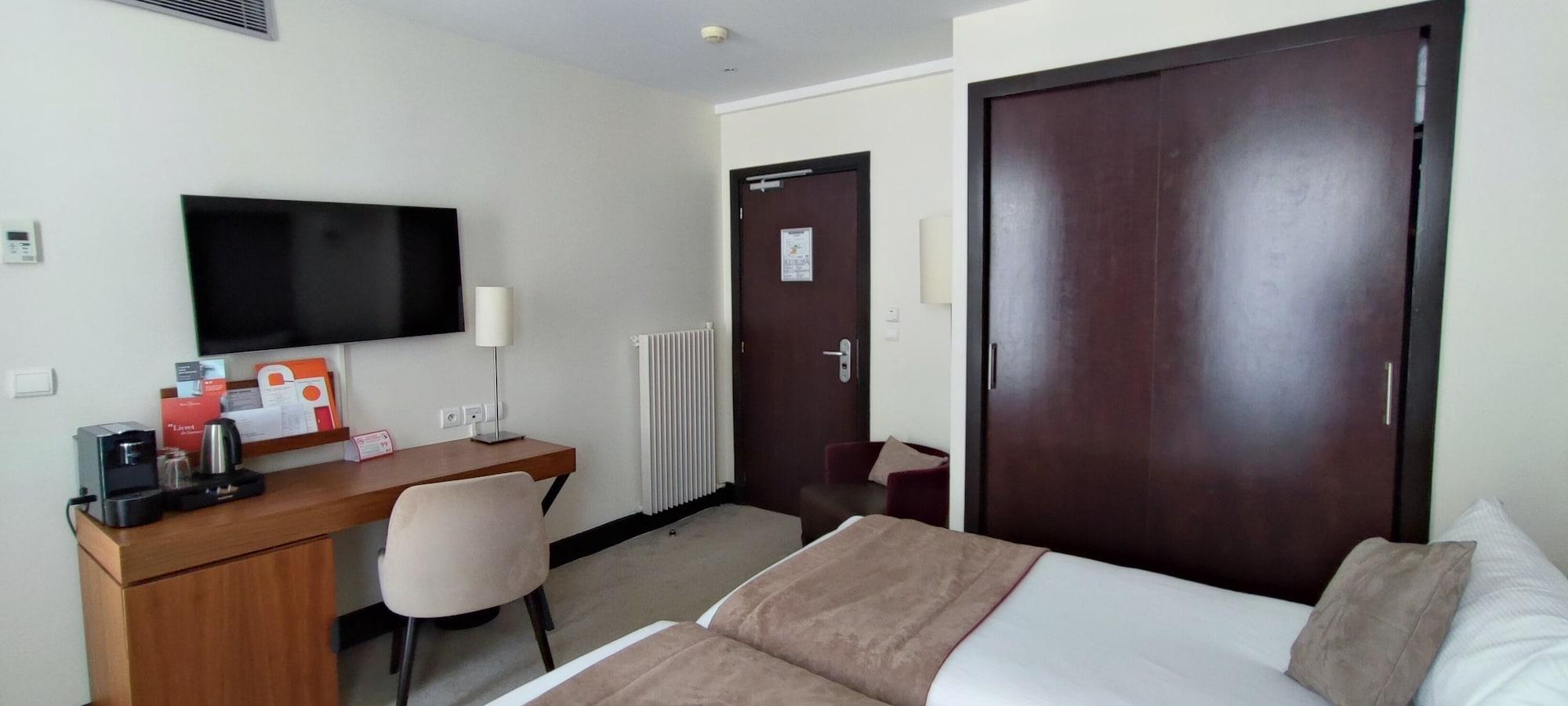 Elysees Bassano Hotel 4*