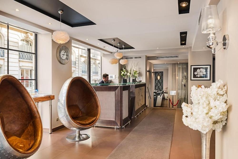 Elysees Bassano Hotel