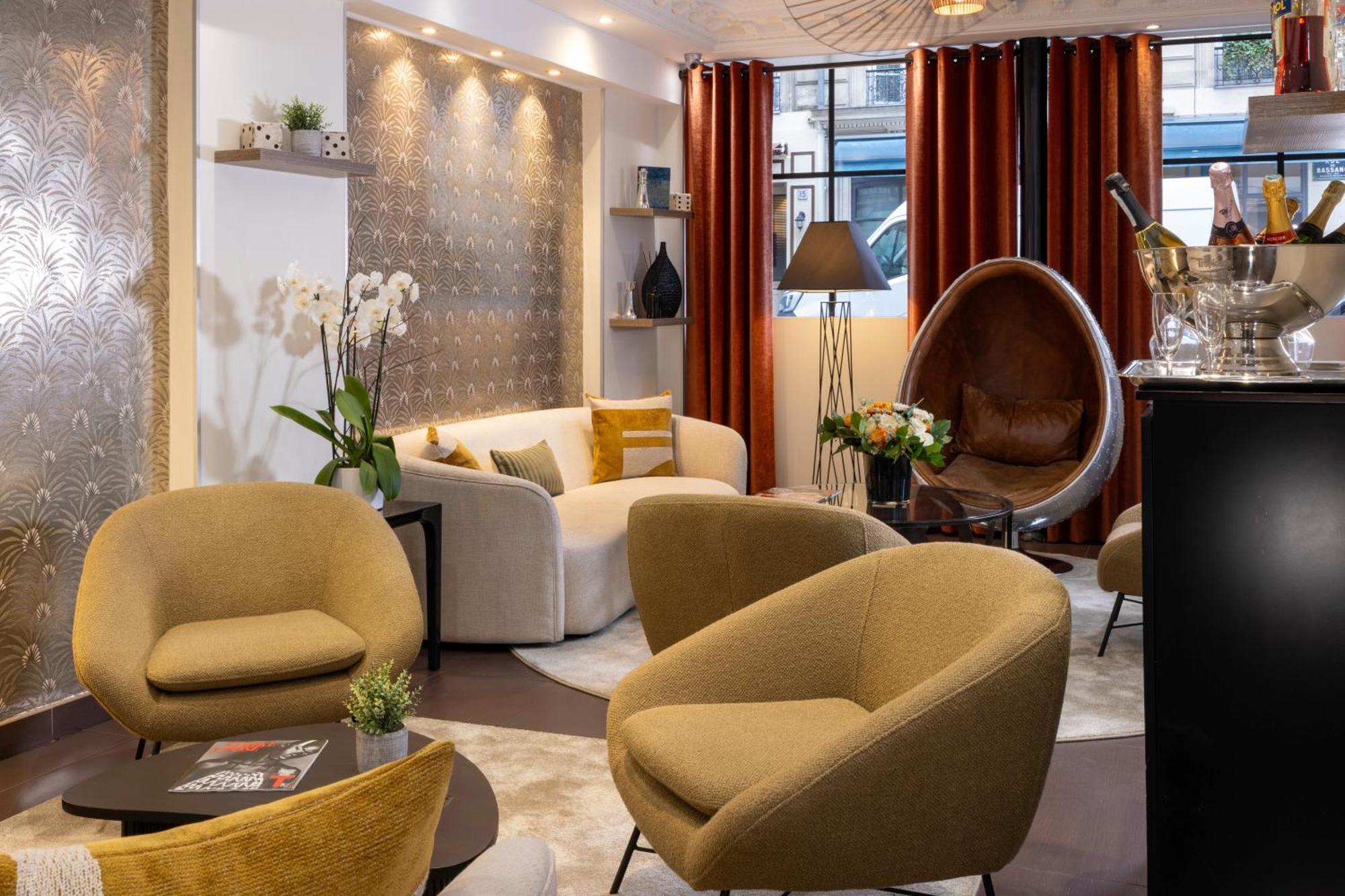 Elysees Bassano Paris