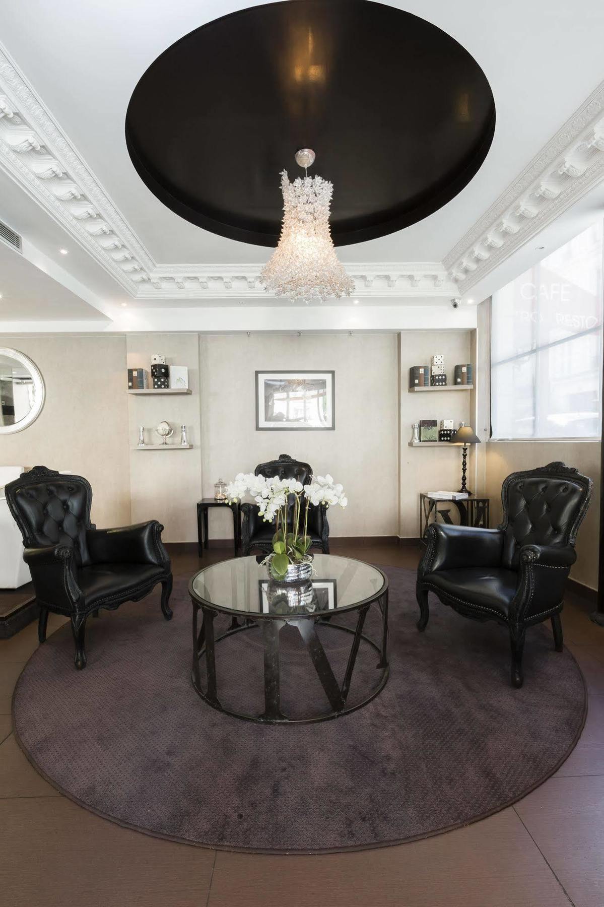 Elysées Bassano 4* Parigi