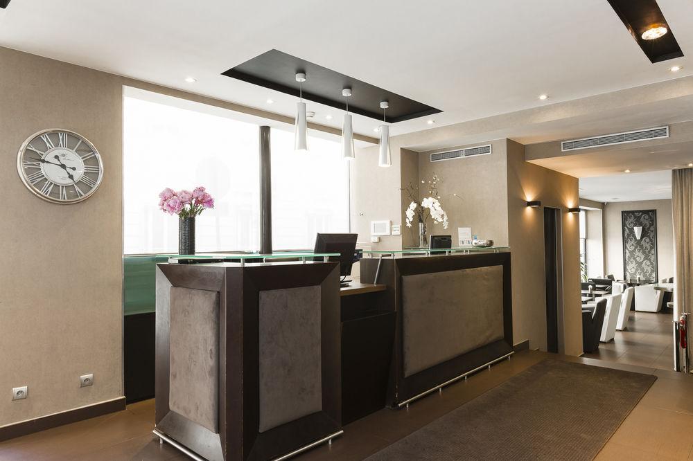 Hotel Elysées Bassano Parigi