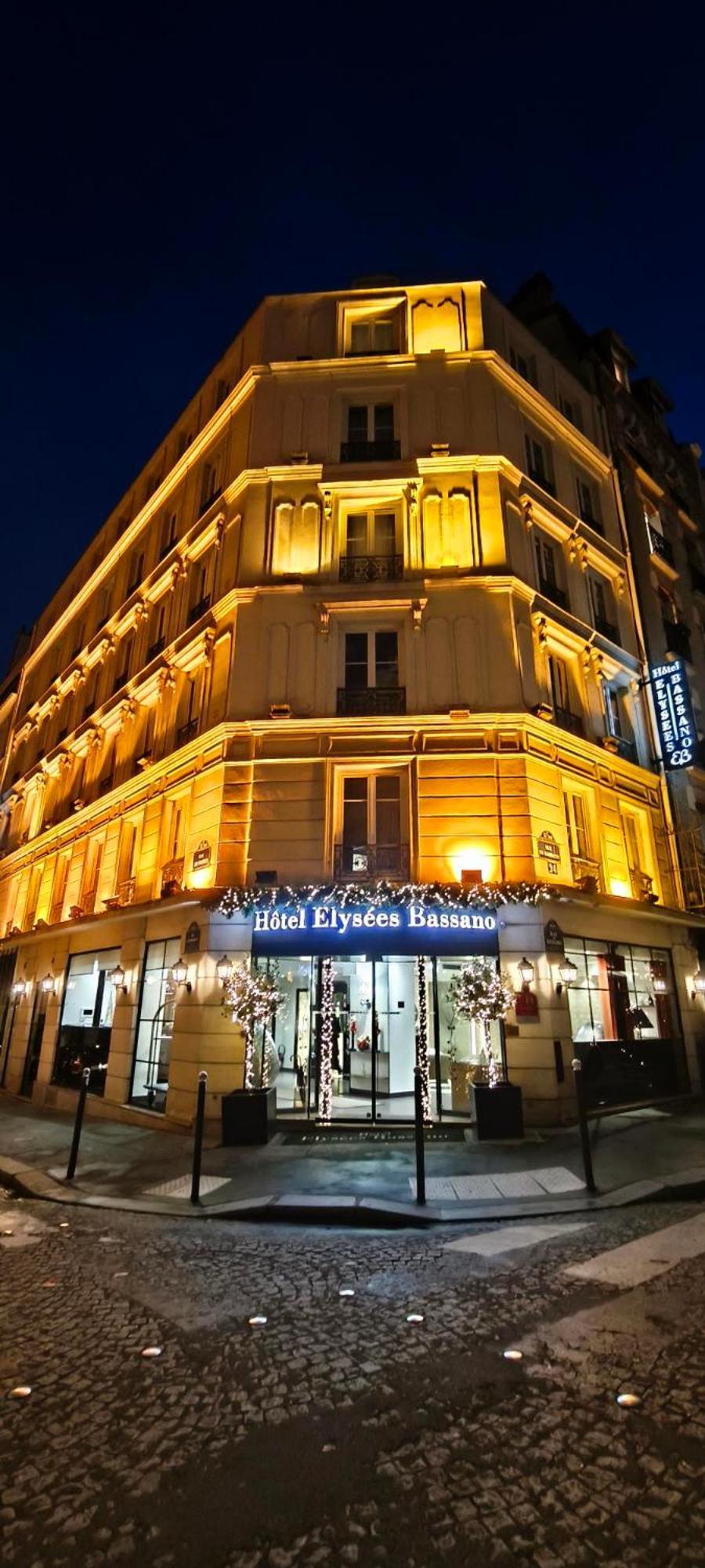 Elysées Bassano 4* Parigi