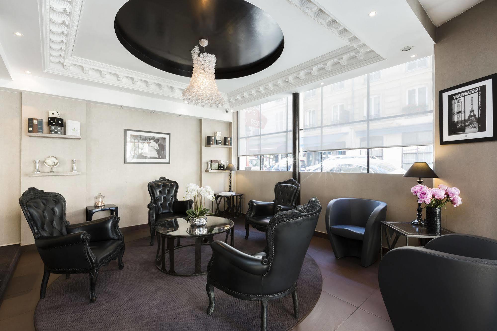 Elysées Bassano 4* Parigi